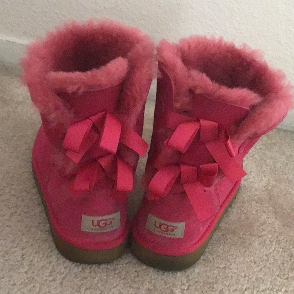 Ugg pink bowtie boots